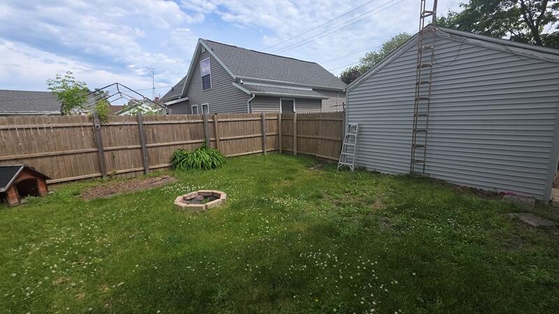 1120 Hamilton Street Manitowoc, WI 54220 - Photo 21 of 30 Back Yard