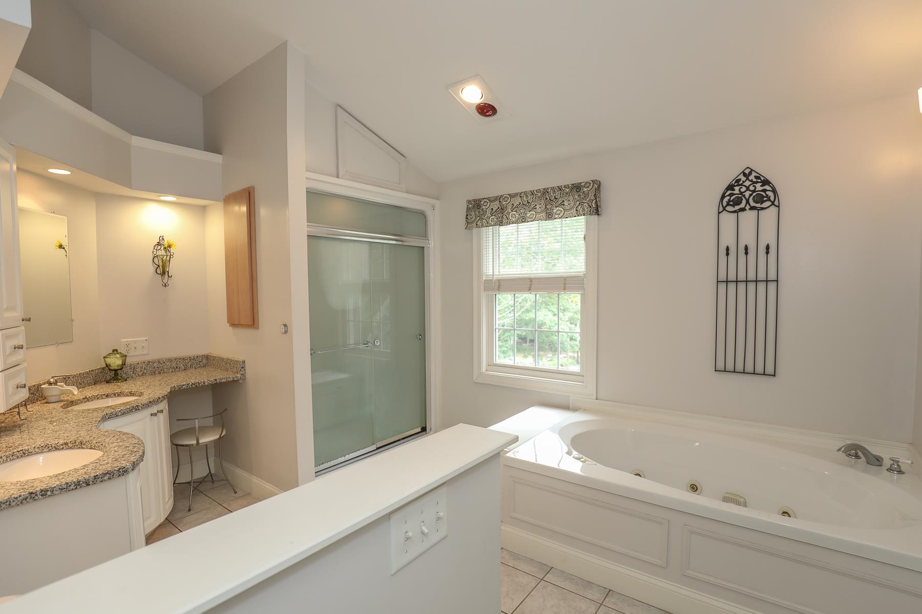 159 Chester Road Candia, NH 03034 - Photo 19 of 33