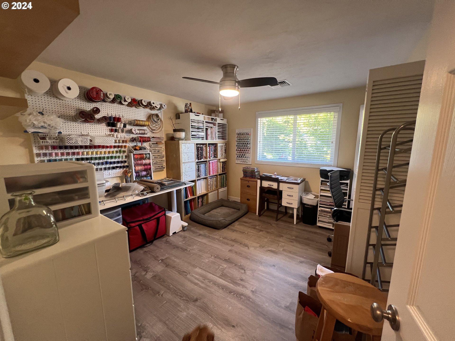 4091 Scenic Drive Eugene, OR 97404 - Photo 23 of 45 Bedroom