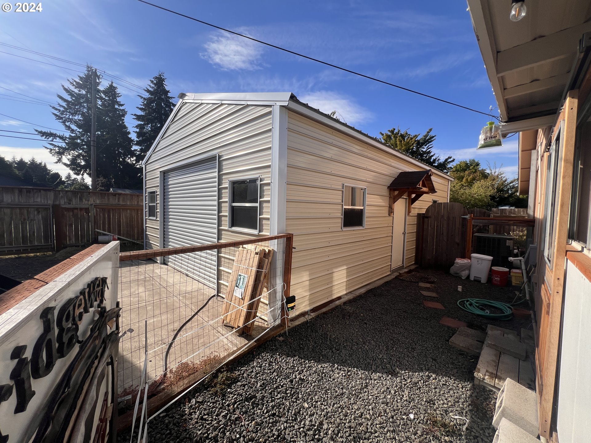 4091 Scenic Drive Eugene, OR 97404 - Photo 32 of 45 Patio