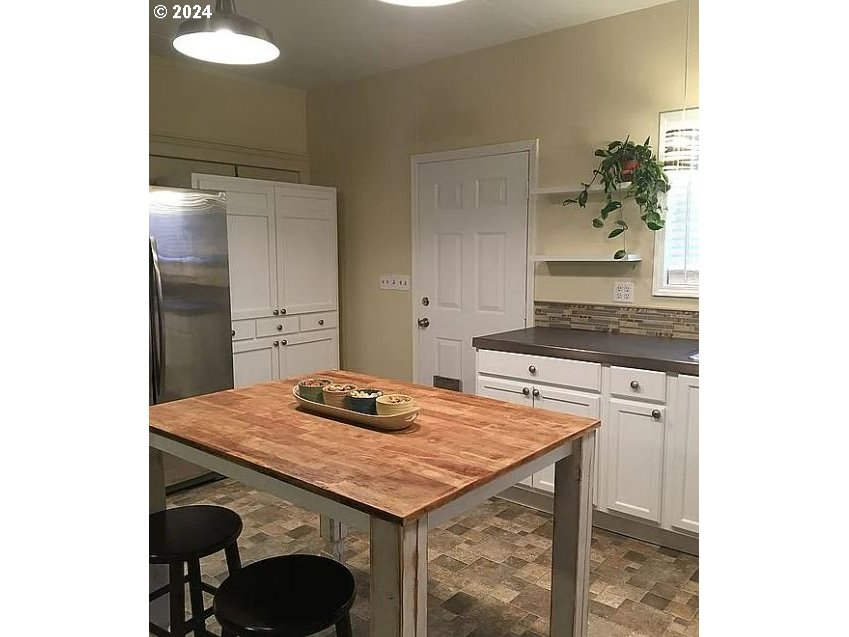 4091 Scenic Drive Eugene, OR 97404 - Photo 34 of 45 RV Parking