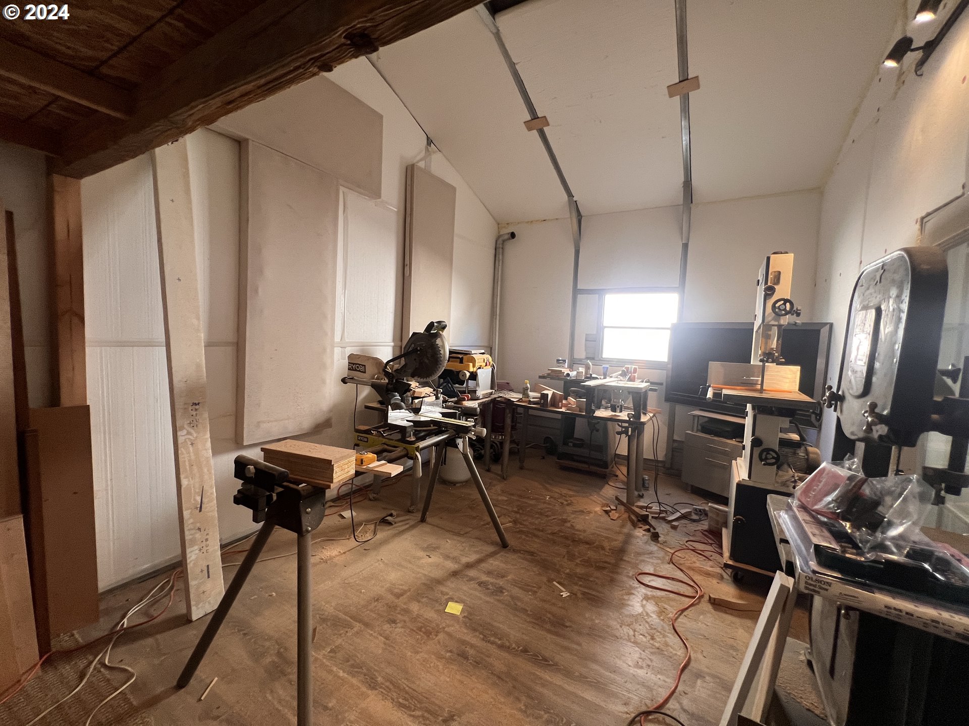 4091 Scenic Drive Eugene, OR 97404 - Photo 42 of 45 Bonus Room