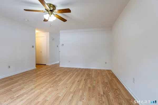 $239,900 | 71 White Oak Avenue, Unit B6, Plainville, CT 06062