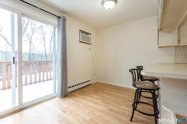 $239,900 | 71 White Oak Avenue, Unit B6, Plainville, CT 06062