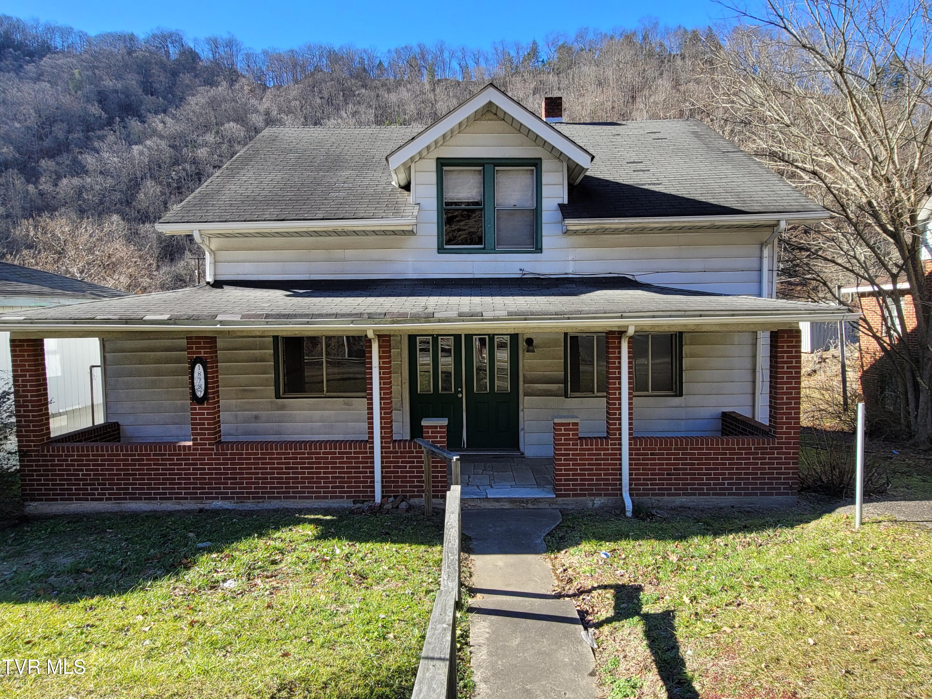 18775 Riverside Drive Grundy, VA 24614 - Photo 13 of 32 20240201_150128