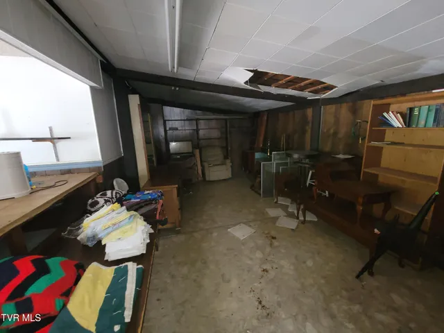 $249,900 | 18775 Riverside Drive, Grundy, VA 24614