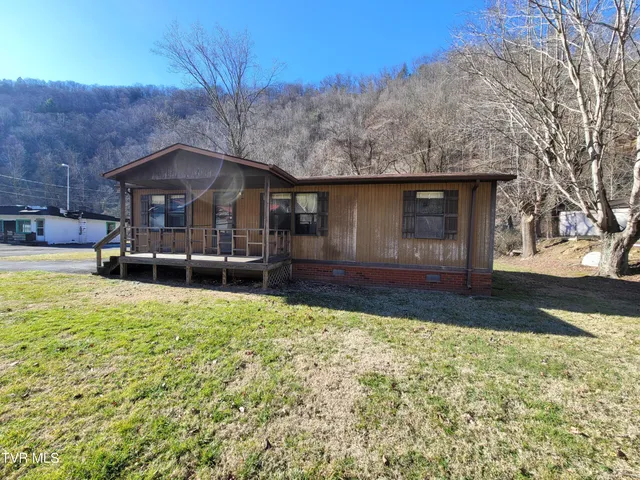 $249,900 | 18775 Riverside Drive, Grundy, VA 24614