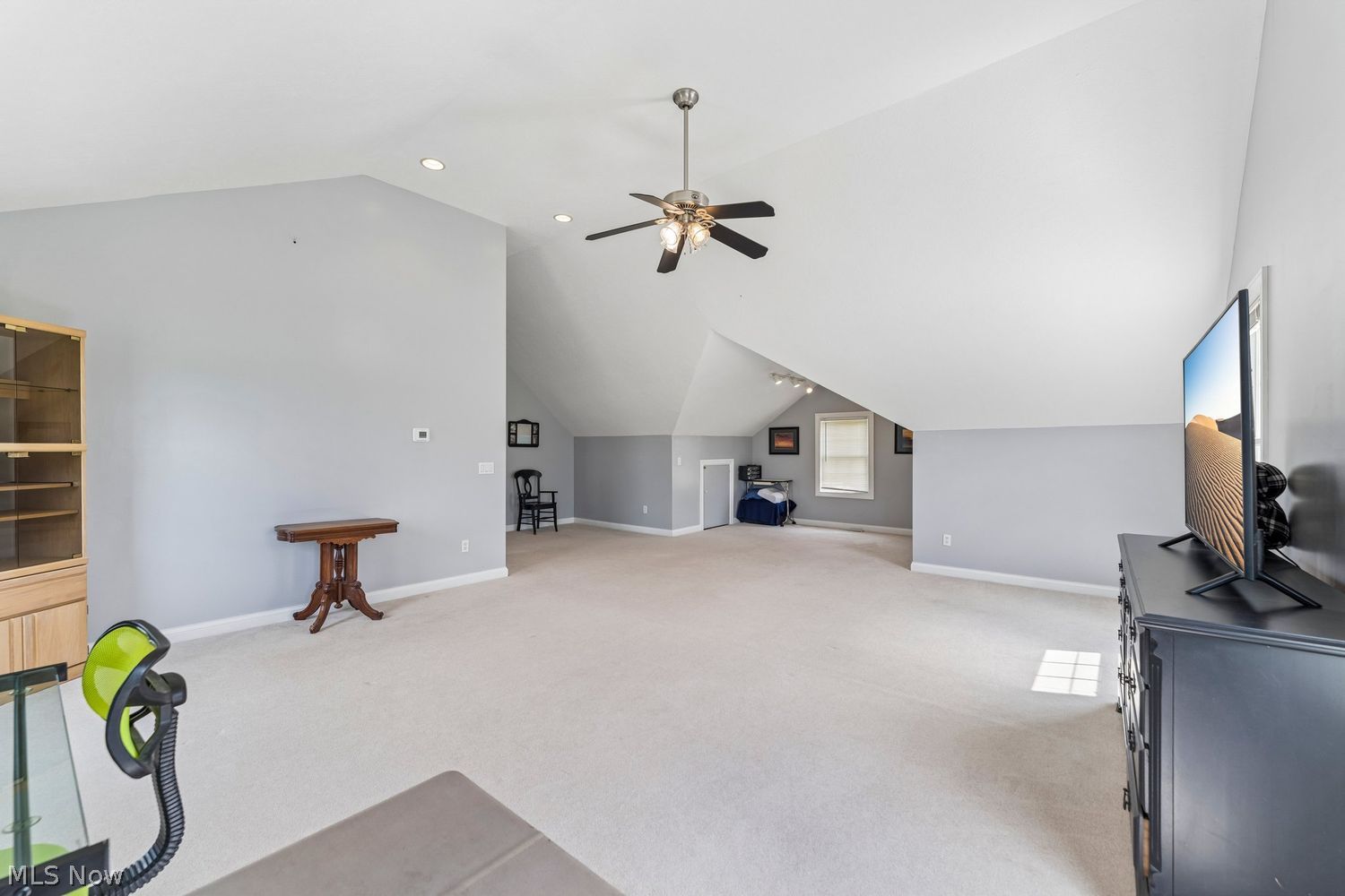 2271 Granger Road Medina, OH 44256 - Photo 34 of 48