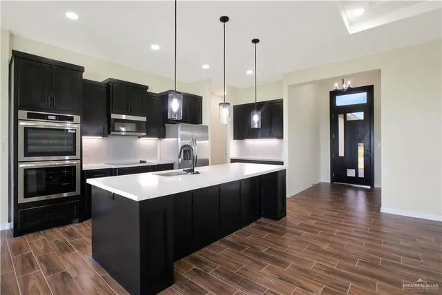 $389,500 | 6310 Willow Wood Lane, Harlingen, TX 78552