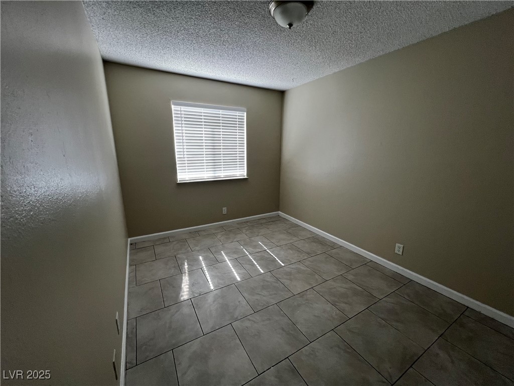 6941 Appleton Drive, Unit C Las Vegas, NV 89156 - Photo 15 of 22