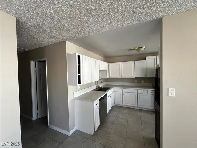 $1,400 | 6941 Appleton Drive, Unit C, Las Vegas, NV 89156