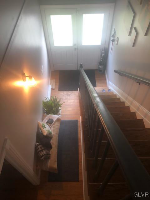 2121 Mountain Road Slatington, PA 18080 - Photo 8 of 45 a view of entryway