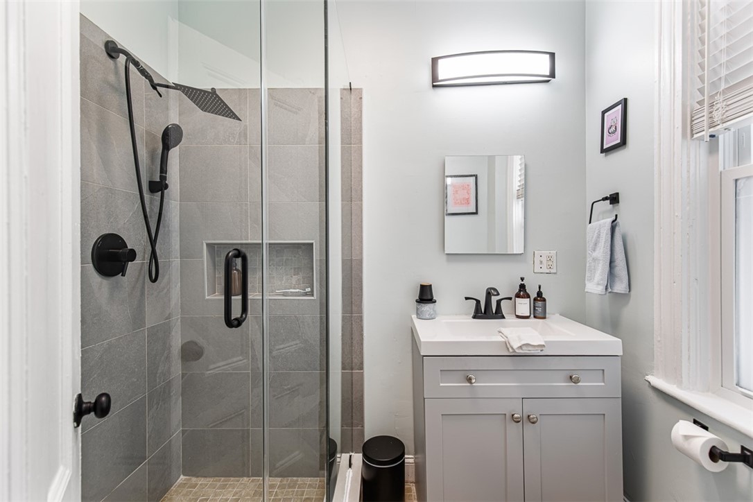 104 Tell Street Providence, RI 02909 - Photo 21 of 47 Bathroom, Unit 1