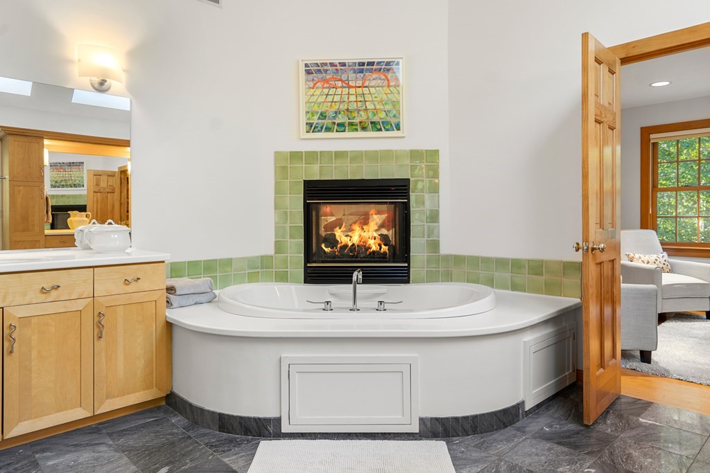 37 Davis Road Carlisle, MA 01741 - Photo 21 of 42 Gallery Image 21