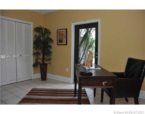 1355 Madison Street Hollywood, FL 33019 - Photo 4 of 5