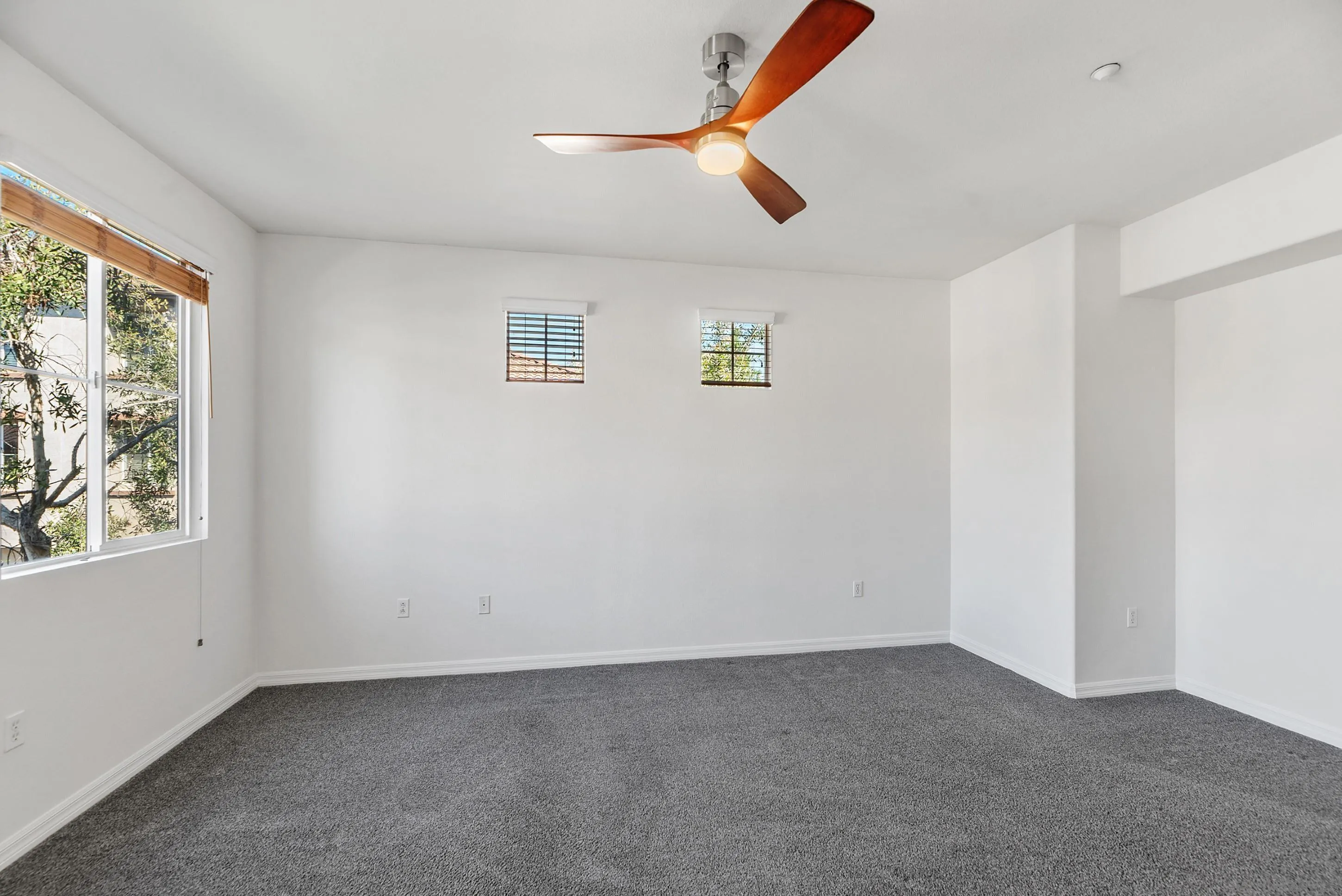 2185 Caminito Rinaldo, Unit 118 Chula Vista, CA 91915 - Photo 18 of 38 a view of an empty room with a window