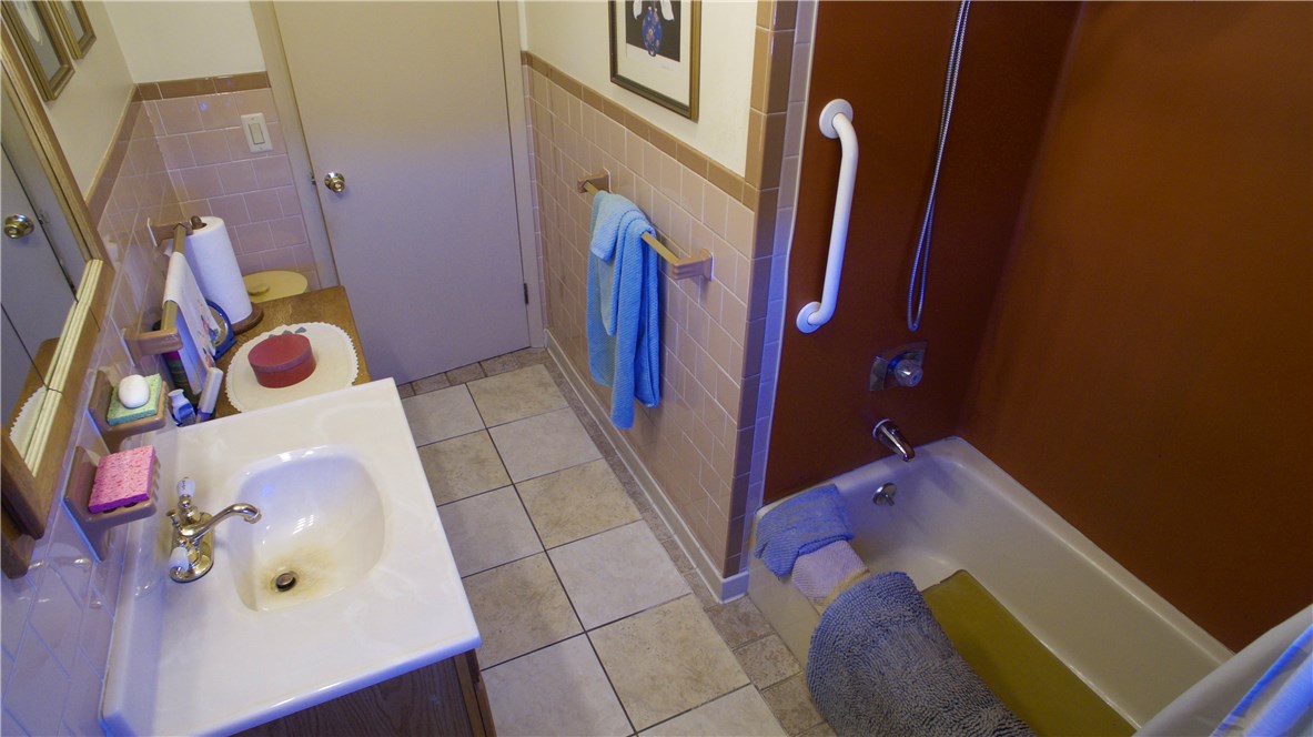 103 Boombridge Road Westerly, RI 02891 - Photo 11 of 18