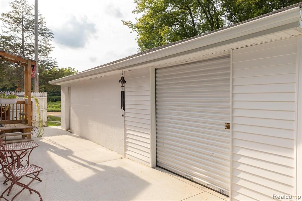 5420 Center Road Flint, MI 48506 - Photo 46 of 56