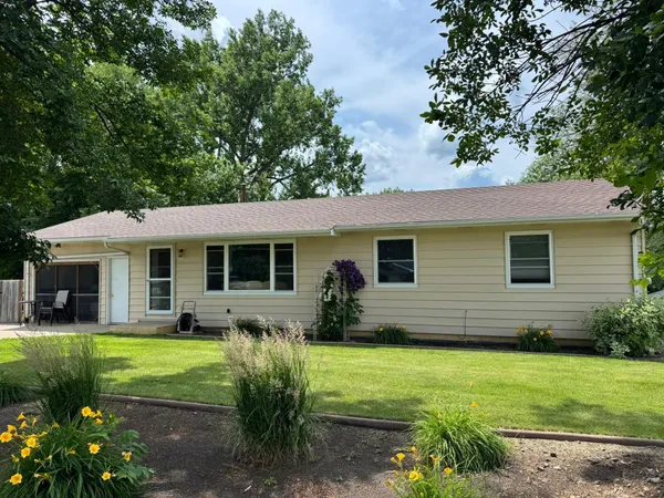 $289,900 | 2722 Albion Avenue, Fairmont, MN 56031