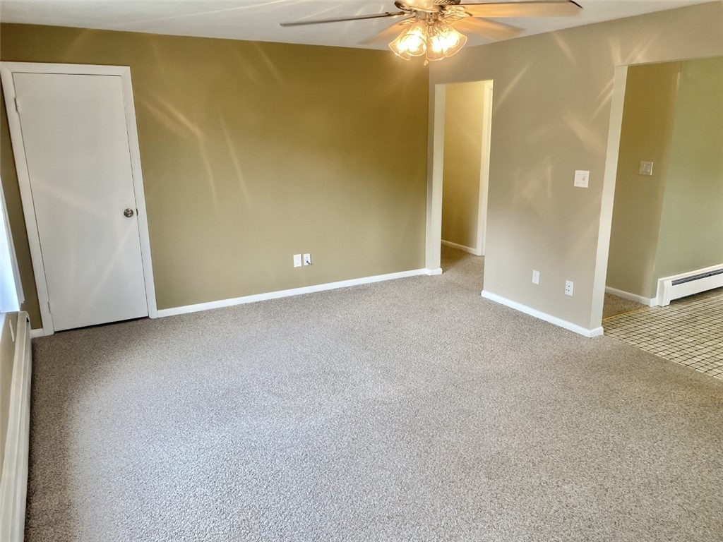 22 Laurel Lane Lincoln, RI 02865 - Photo 17 of 29 Living Room