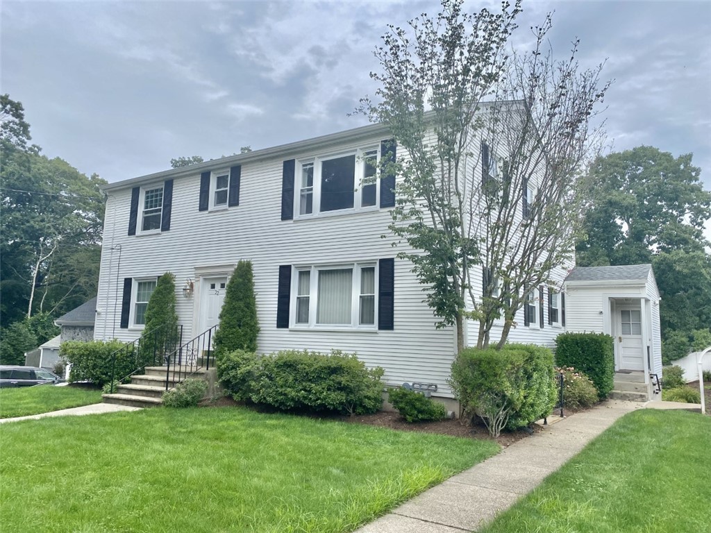 22 Laurel Lane Lincoln, RI 02865 - Photo 2 of 29 Exterior Front