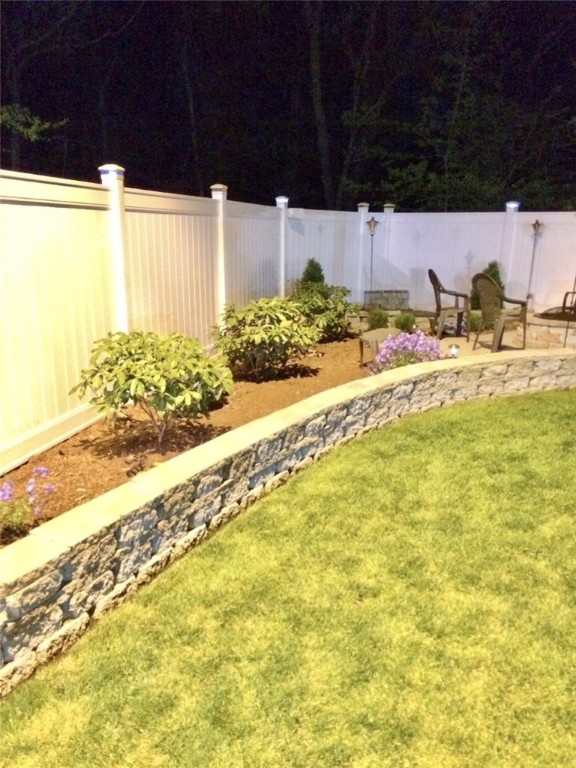 22 Laurel Lane Lincoln, RI 02865 - Photo 8 of 29 Back Yard