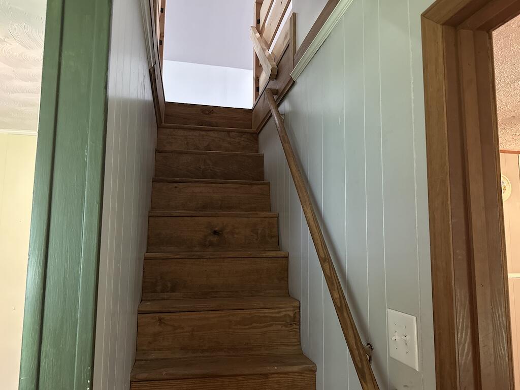 2638 Castleton Road Max Meadows, VA 24360 - Photo 22 of 46 a view of entryway