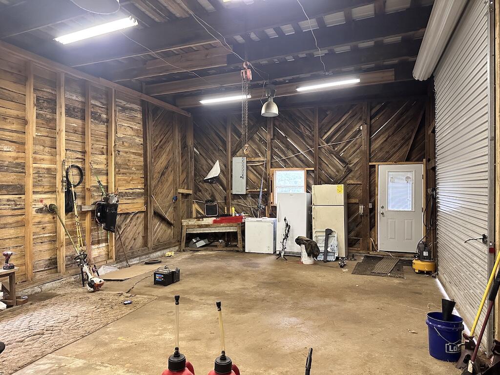 2638 Castleton Road Max Meadows, VA 24360 - Photo 32 of 46 a view of gym