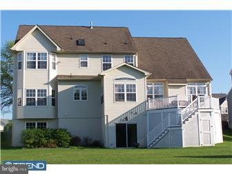 112 Delaware Crossing Woolwich Township, NJ 08085 - Photo 2 of 12 Exterior Back