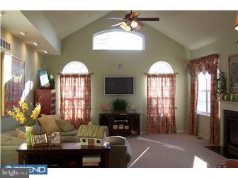 112 Delaware Crossing Woolwich Township, NJ 08085 - Photo 9 of 12 Family Room