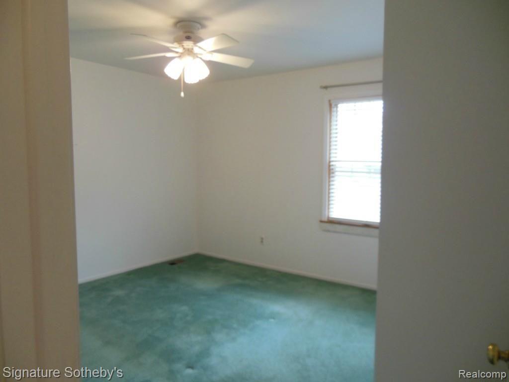 471 Bolinger Street Rochester Hills, MI 48307 - Photo 10 of 13