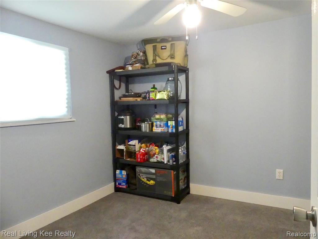 2889 Alexander Street Rochester, MI 48309 - Photo 22 of 30