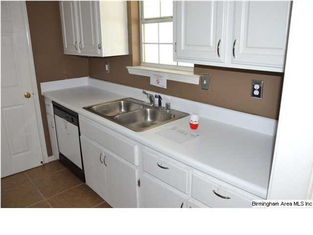 110 Canyon Trail Pelham, AL 35124 - Photo 12 of 27