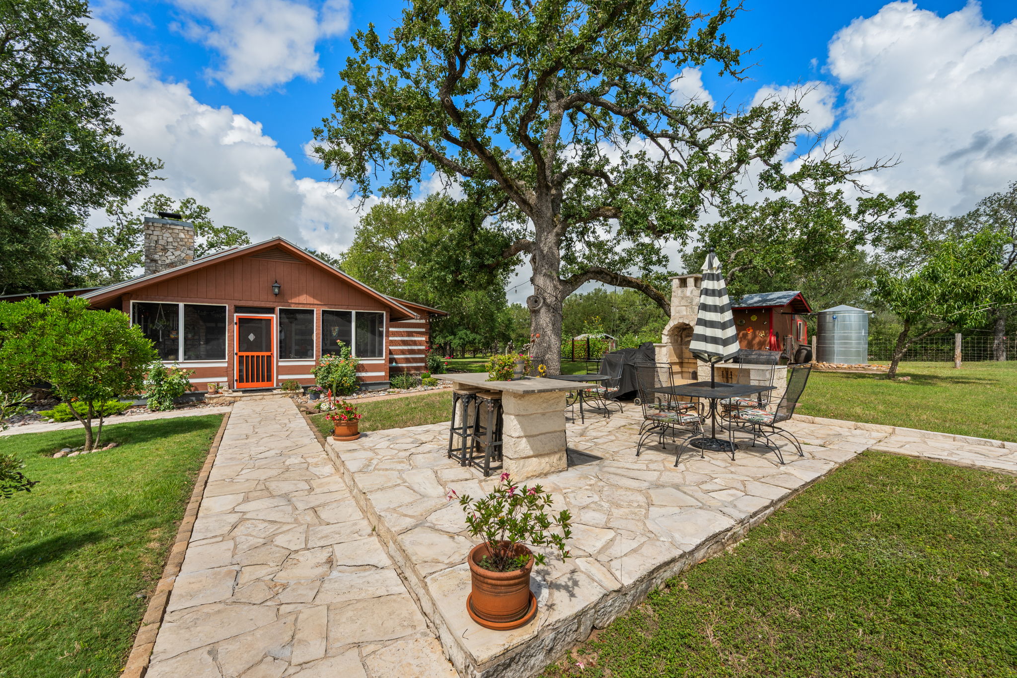 402 Smith Road Bastrop, TX 78602 - Photo 32 of 40