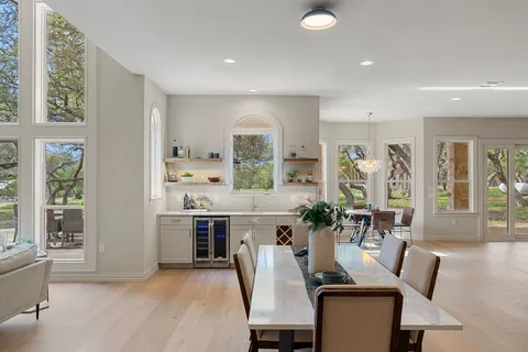 $1,899,000 | 999 Enchanted Oaks Drive, Driftwood, TX 78619