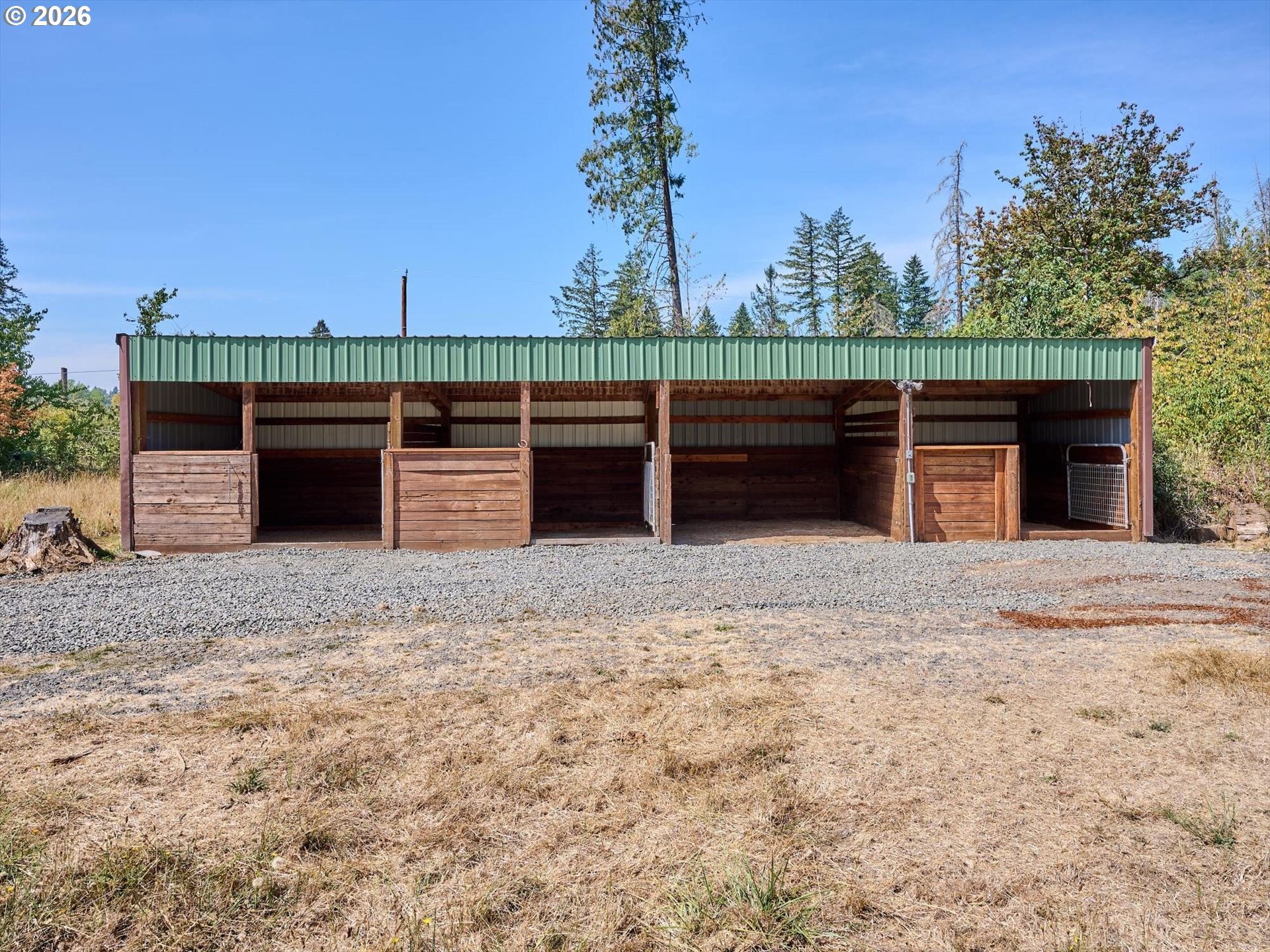 15730 South Gilchrist Road Mulino, OR 97042 - Photo 4 of 47 Gallery Image 4
