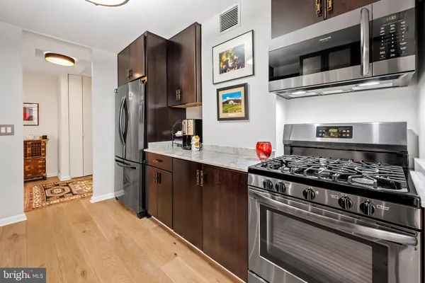 $310,000 | 4000 North Charles Street, Unit 702, Baltimore, MD 21218