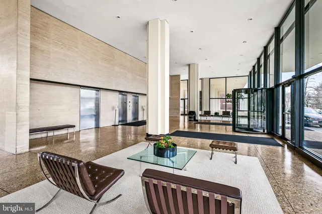 $325,000 | 4000 North Charles Street, Unit 702, Baltimore, MD 21218