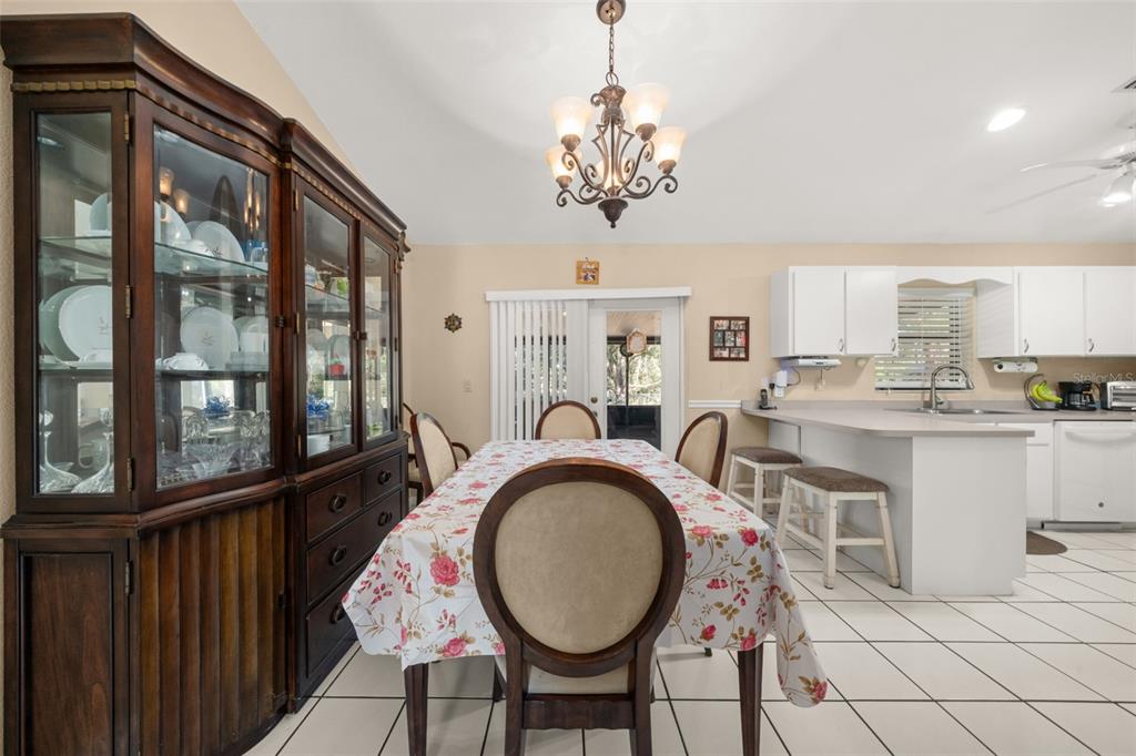 5740 Wolf Lake Road Sebring, FL 33875 - Photo 12 of 57