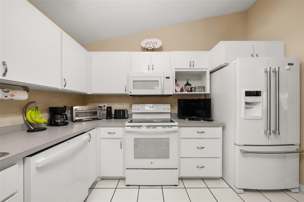 5740 Wolf Lake Road Sebring, FL 33875 - Photo 5 of 57