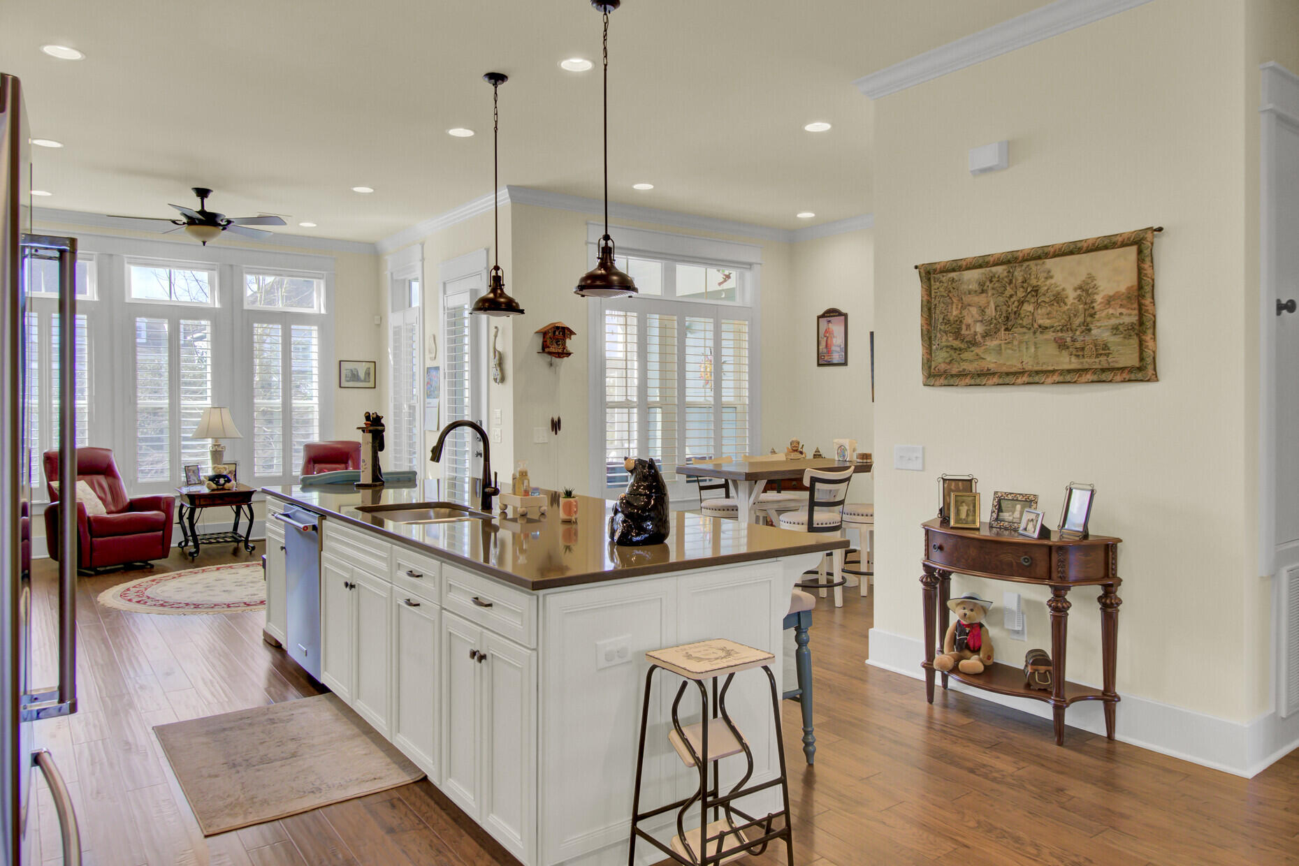 1705 Frissel Street Charleston, SC 29492 - Photo 12 of 81 24_24_mls