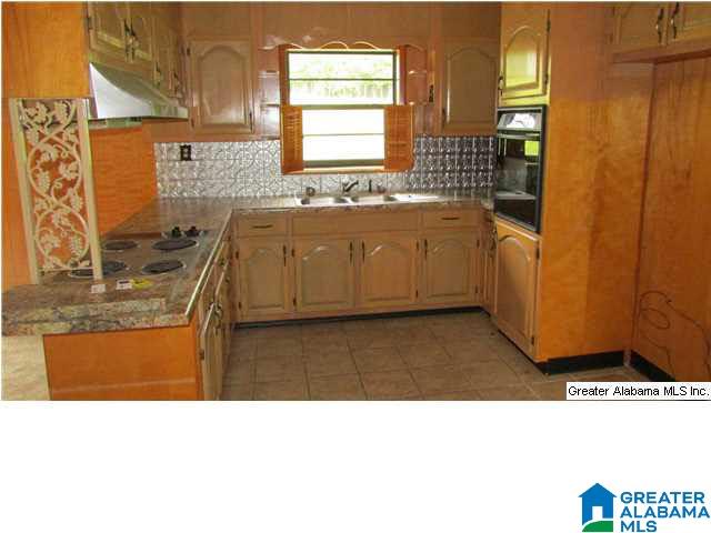 545 4th Court Pleasant Grove, AL 35127 - Photo 3 of 10