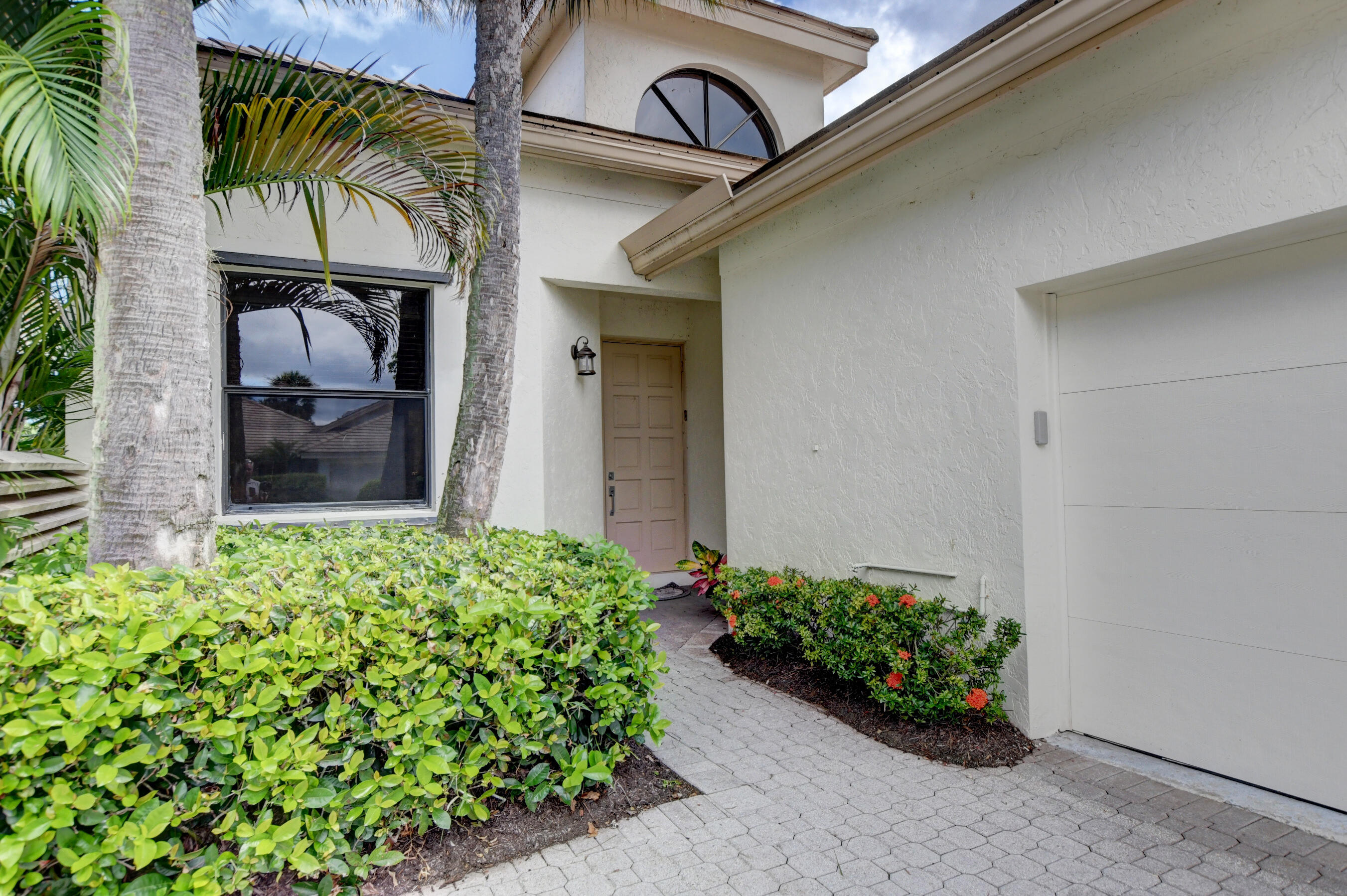 20044 Waters Edge Lane Boca Raton, FL 33434 - Photo 3 of 99 EBF_8512And4more