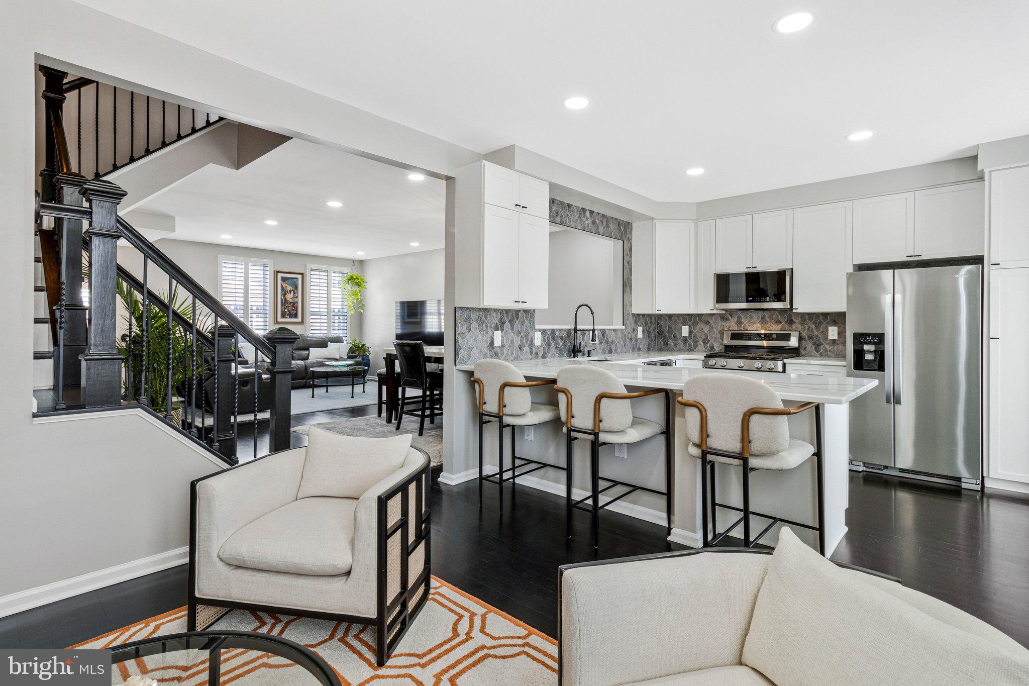 7406 Roudsby Court Alexandria, VA 22315 - Photo 12 of 52