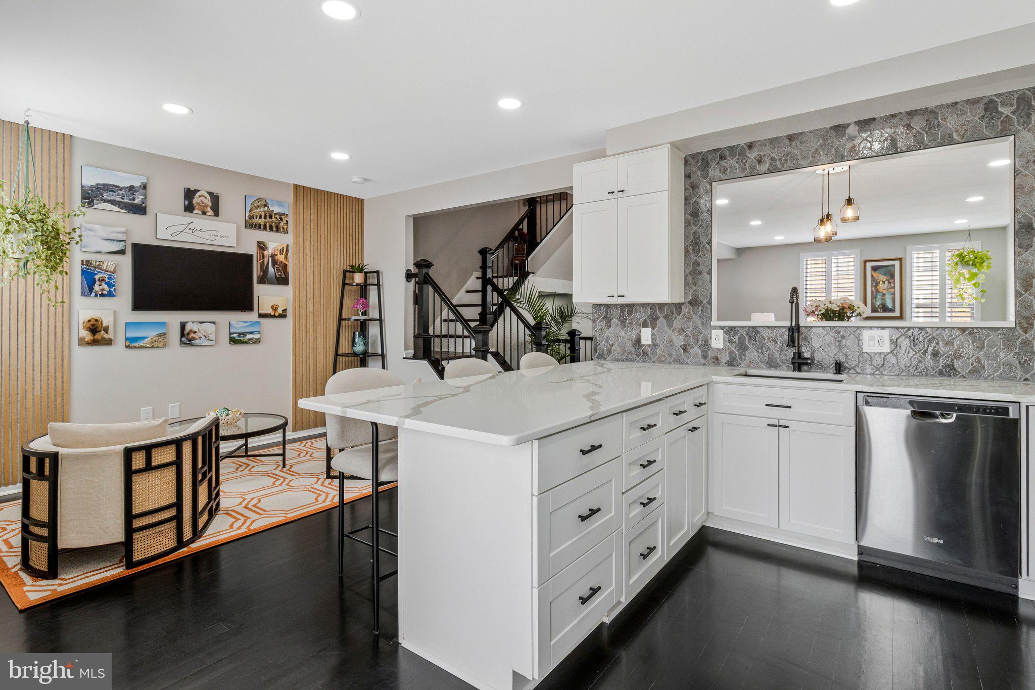 7406 Roudsby Court Alexandria, VA 22315 - Photo 15 of 52