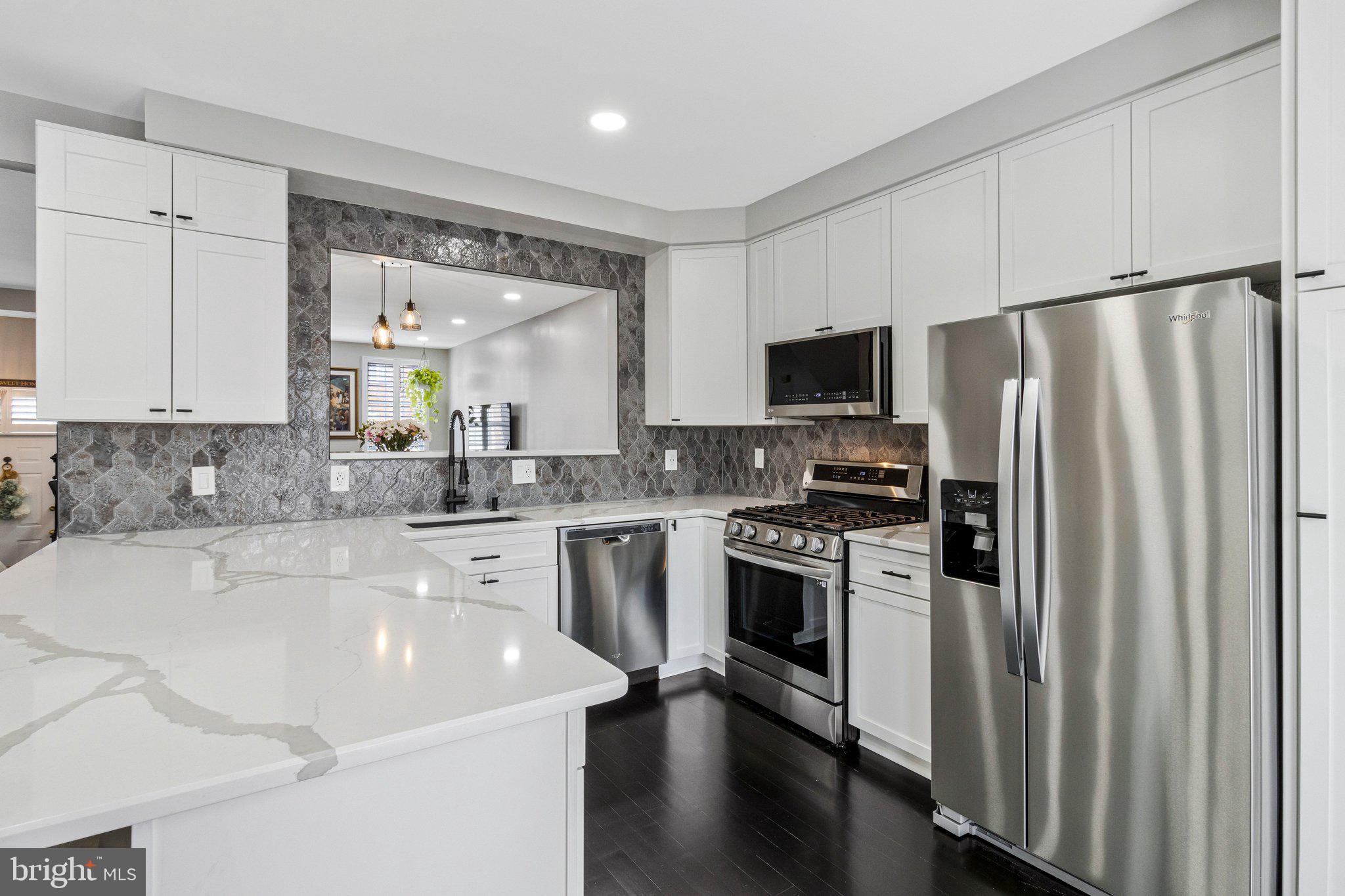 7406 Roudsby Court Alexandria, VA 22315 - Photo 17 of 52