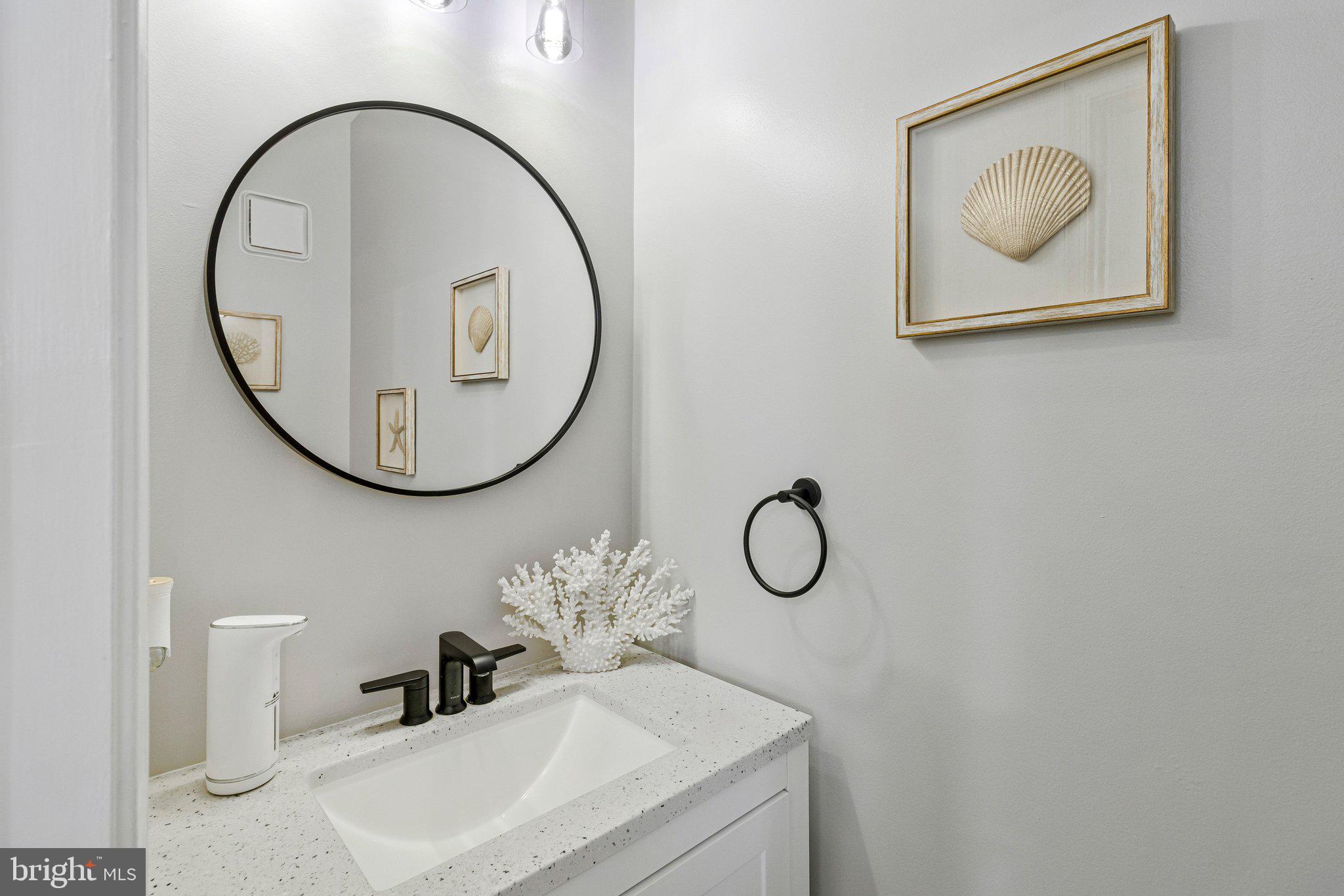 7406 Roudsby Court Alexandria, VA 22315 - Photo 9 of 52