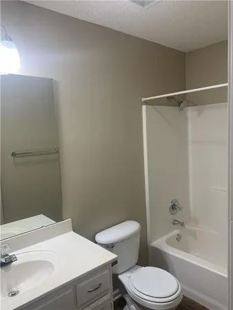 $405,000 | 16385 West 156th Terrace, Olathe, KS 66062