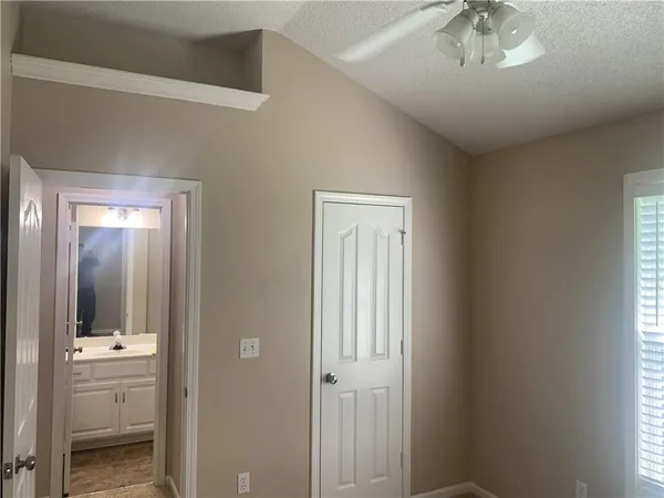 $405,000 | 16385 West 156th Terrace, Olathe, KS 66062