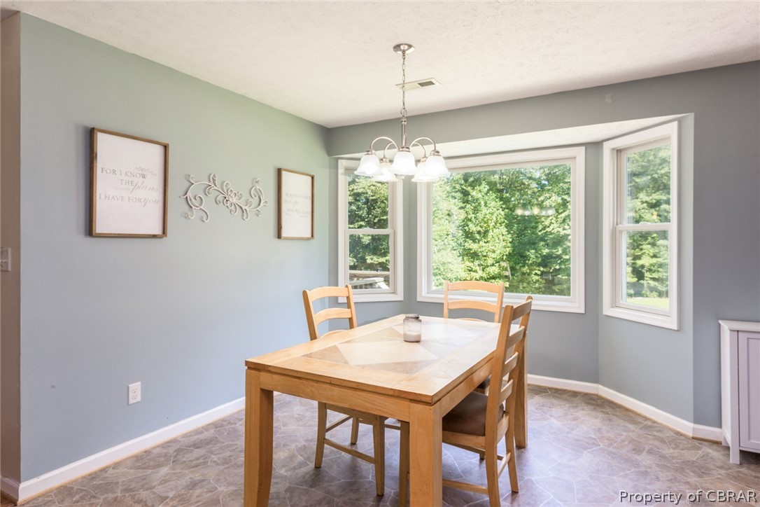 7841 Dutton Road Gloucester, VA 23061 - Photo 9 of 34 Gallery Image 9